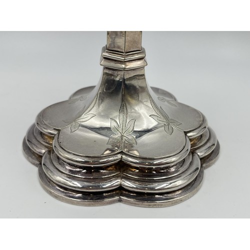 1331 - A 19th century Elkington & Co silver plated communion cup/chalice, circa 1860 - approx. 22cm high