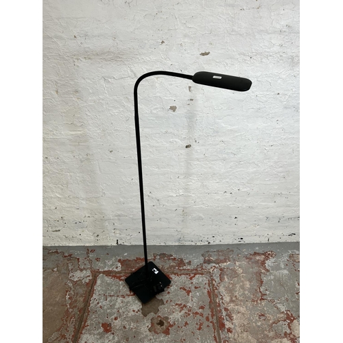 166 - A Teckin FL32 black metal reading lamp