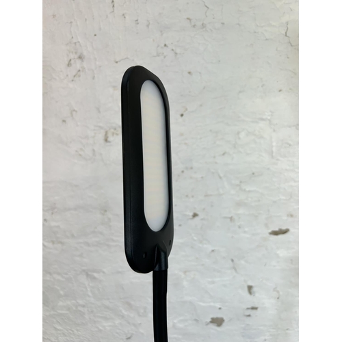166 - A Teckin FL32 black metal reading lamp