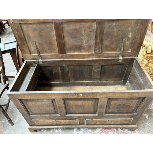 55 - A George III oak and mahogany crossbanded mule chest - approx. 78cm high x 130cm wide x 52cm deep