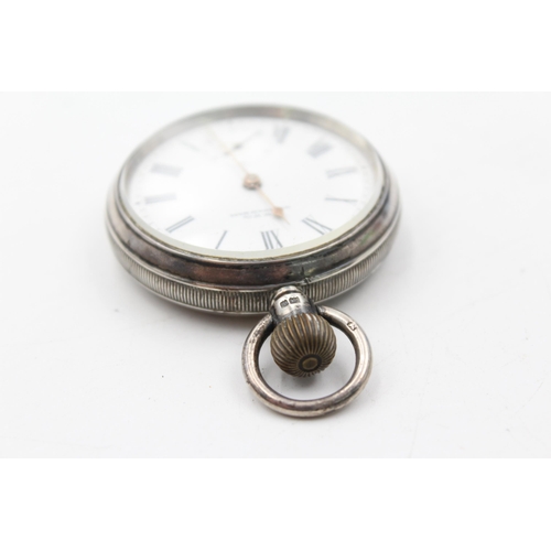 2471 - A vintage Waltham .925 silver open face hand wind pocket watch - approx. gross weight 104 grams