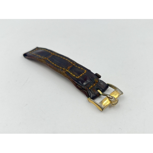 2472 - A mid 20th century Rolex crocodile skin 14mm strap and 18ct gold plated 16mm buckle