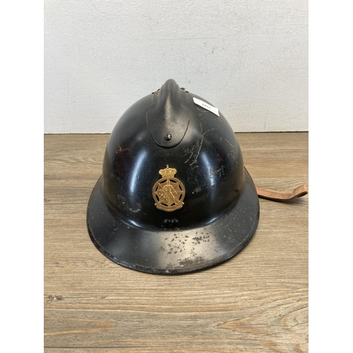 1257 - A WWII Belgian M1933 Adrian helmet