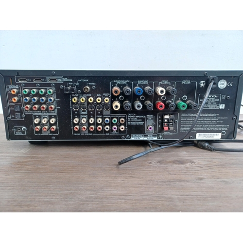 607 - An Onkyo TX-SR505E AV receiver