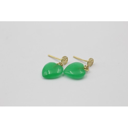 1009 - Two pairs of 9ct gold jade drop earrings - approx. gross weight 4.8 grams