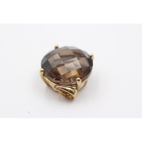 1070 - A 9ct gold smoky quartz pendant - approx. gross weight 6.7 grams