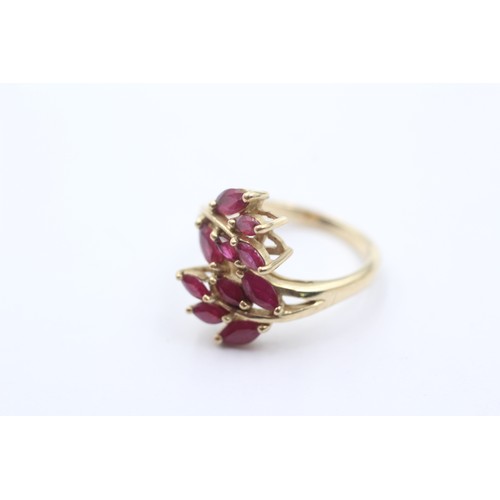 1076 - A 9ct gold ruby dress ring - approx. gross weight 3.2 grams