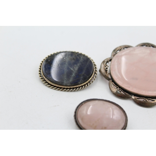 1173 - Four .925 silver gemstone set brooches to include opal - approx. gross weight 58 grams