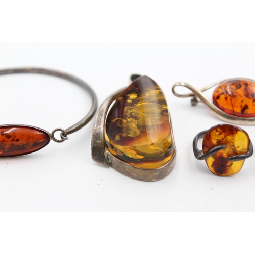 1175 - Five pieces of .925 silver amber set jewellery - approx. gross weight 59 grams