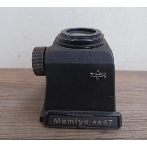 563 - A Mamiya RB67 chimney viewfinder