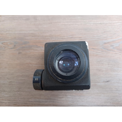 563 - A Mamiya RB67 chimney viewfinder