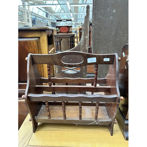 101 - Three magazine racks