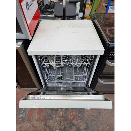 795 - A Bosch Classixx 60cm dishwasher