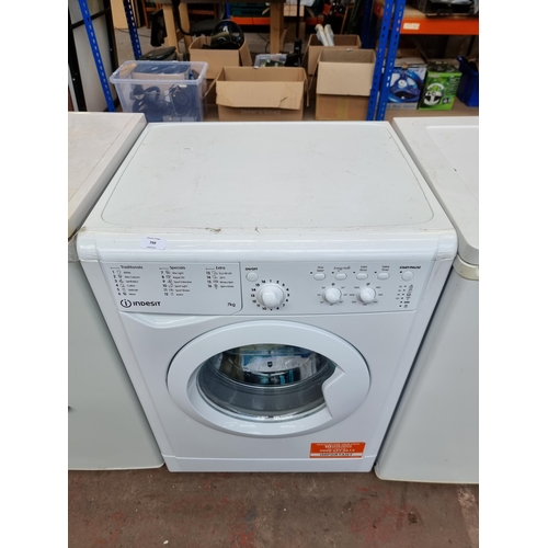 799 - An Indesit 7kg 60cm washing machine