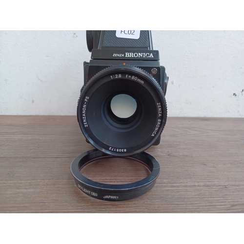 581 - A Zenza Bronica SQ-A 6x6 medium format SLR camera fitted with chimney finder, 120 film back and Zenz... 