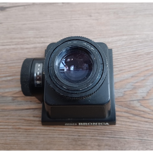 585 - A Zenza Bronica chimney viewfinder