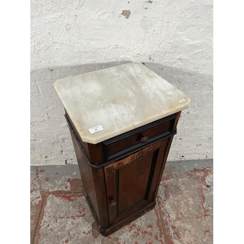 78 - A Victorian mahogany pot cupboard with marble top