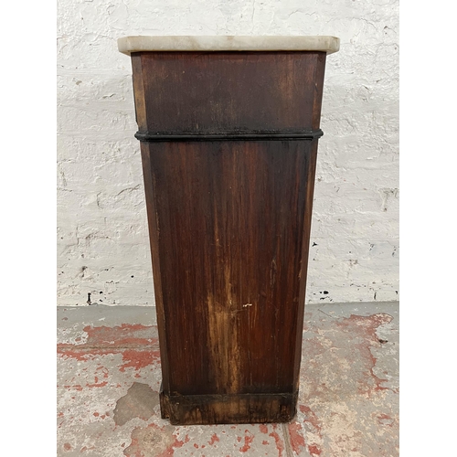 78 - A Victorian mahogany pot cupboard with marble top