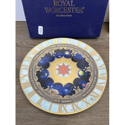 286 - Two pieces of Royal Worcester To Celebrate The Millennium 2000AD fine bone china, one plate - approx... 