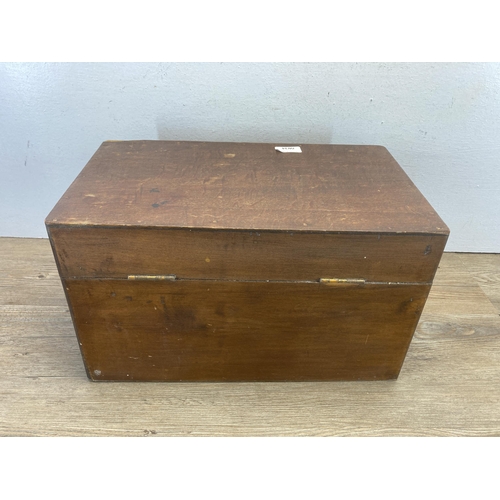 528 - A vintage rectangular mahogany storage box - approx. 25cm high x 43cm wide x 25cm deep