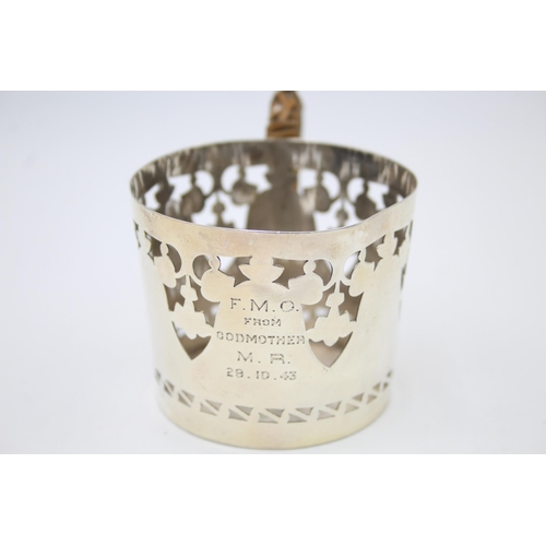 1290 - A sterling silver cup, hallmarked Sheffield 1910 - approx. gross weight 80 grams