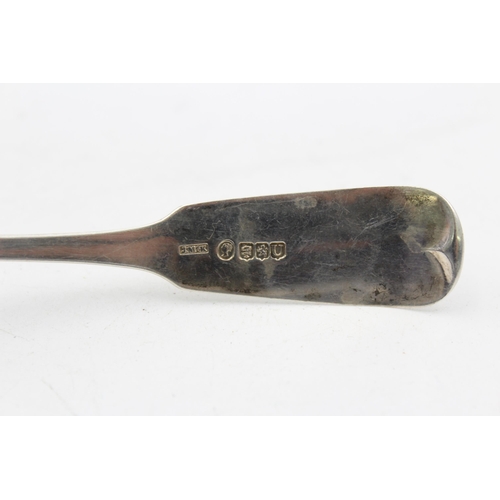 1302 - A Victorian sterling silver cream ladle, hallmarked Glasgow 1891 - approx. gross weight 41 grams and... 