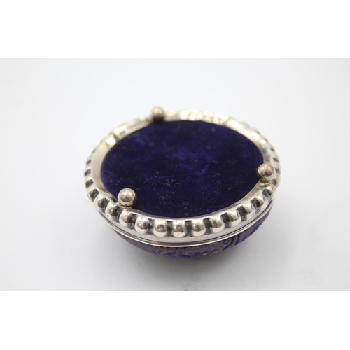 1324 - A George V Levi & Salaman sterling silver and blue velvet pin cushion, hallmarked Birmingham 1912 - ... 