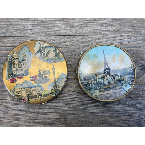 421 - A collection of vintage compact mirrors to include Stratton, Melissa etc.