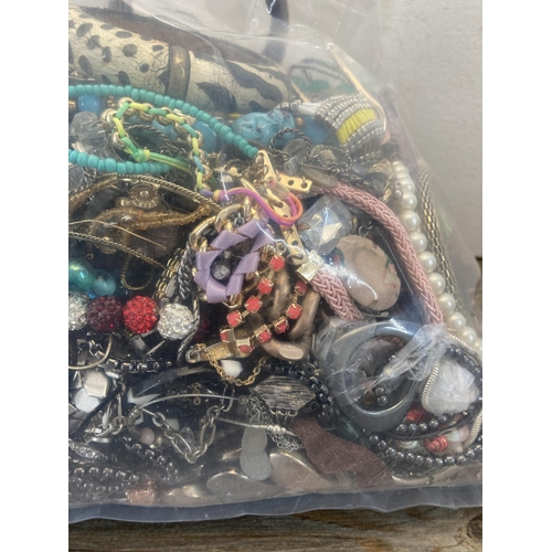 444 - Approx. 10kg of costume jewellery