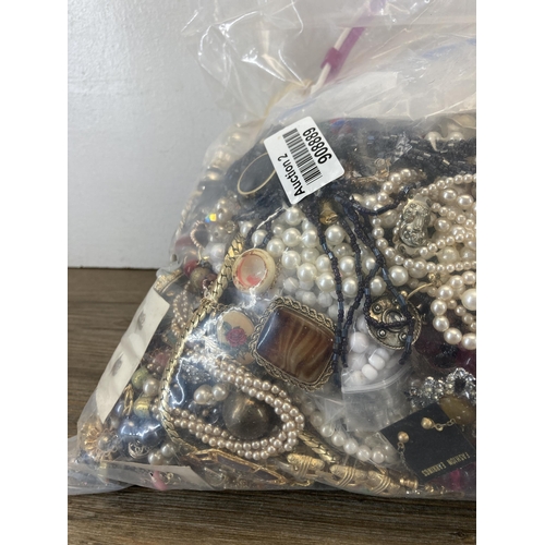 449 - Approx. 10kg of costume jewellery