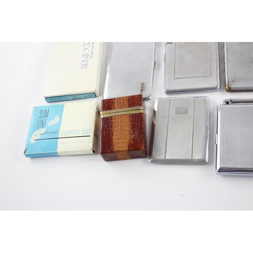 511 - A collection of cigarette cases and snuff boxes