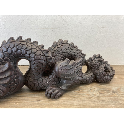 531 - A 1962 Universal Statuary Corp. Chicago resin dragon sculpture - approx. 20cm high x 63cm long