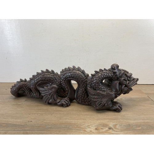 531 - A 1962 Universal Statuary Corp. Chicago resin dragon sculpture - approx. 20cm high x 63cm long