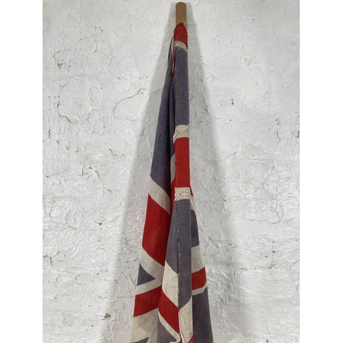 546 - A vintage Union Jack flag - approx. 126cm high x 83cm wide