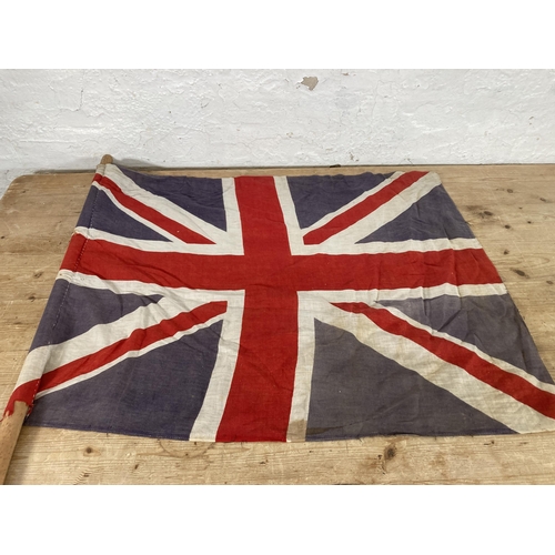 546 - A vintage Union Jack flag - approx. 126cm high x 83cm wide