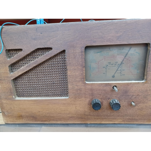 631 - A vintage valve radio