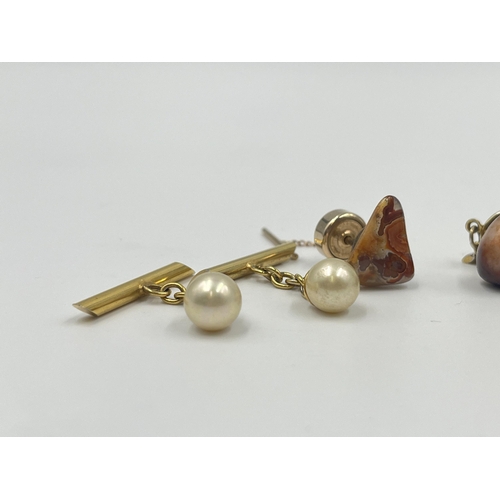 1184 - A collection of vintage cufflinks to include hallmarked Birmingham 9ct gold example - approx. gross ... 