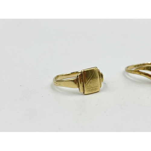 1212 - Two 9ct gold rings - approx. gross weight 3.5 grams