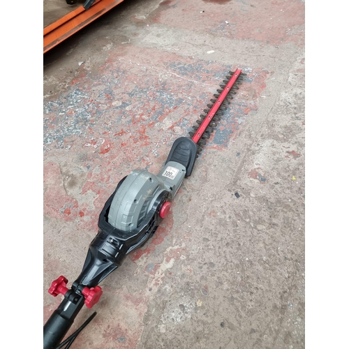 870 - An Eckman 240v telescopic hedge trimmer