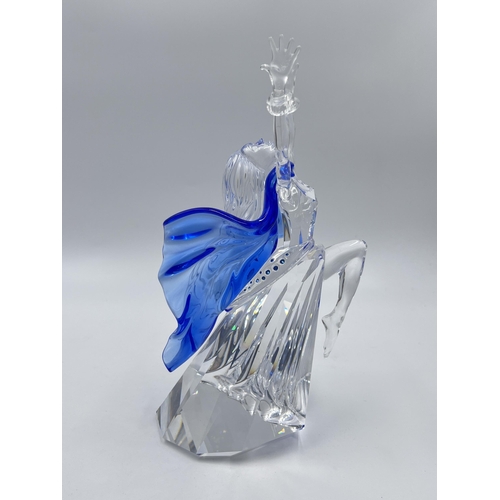 263 - A boxed Swarovski Crystal Annual Edition 2002 Isadora figurine - model no. 279648