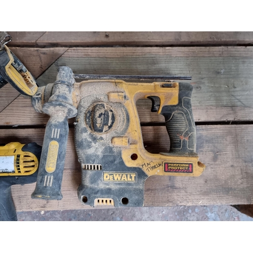 891B - Three DeWalt cordless power drills with one battery