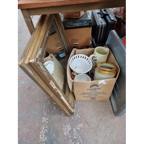 965A - A box containing assorted items to include stoneware storage barrel, Avery brass graduating weights,... 