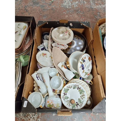 971C - Three boxes containing ceramics to include two Royal Worcester porcelain tea and coffee pots, Royal ... 