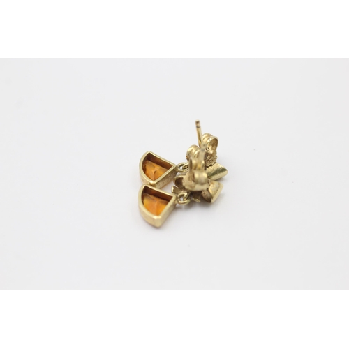 1024 - Two pairs of 9ct gold gemstone drop earrings, one citrine and one fluorite - approx. gross weight 3.... 