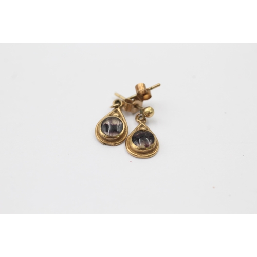 1024 - Two pairs of 9ct gold gemstone drop earrings, one citrine and one fluorite - approx. gross weight 3.... 