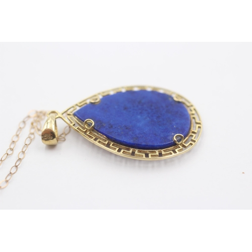 1096 - A 9ct gold lapis lazuli dragon pendant necklace - approx. gross weight 3.9 grams