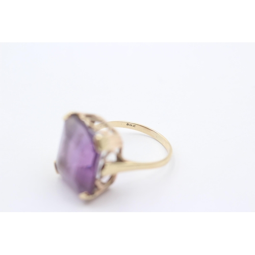 1108 - A 9ct gold amethyst cocktail ring - approx. gross weight 4.4 grams