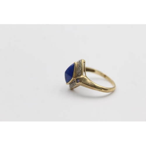 1112 - A 9ct gold lapis lazuli, sapphire and diamond stylised cluster ring, size O - approx. gross weight 2... 