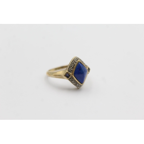 1112 - A 9ct gold lapis lazuli, sapphire and diamond stylised cluster ring, size O - approx. gross weight 2... 