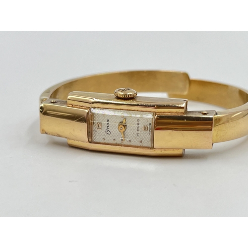 1239 - A mid 20th century Onsa mechanical lady's wristwatch with 18ct gold case and bracelet - approx. gros... 